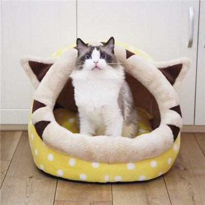 Cozy Cat Tent Bed | Soft Indoor Pet House